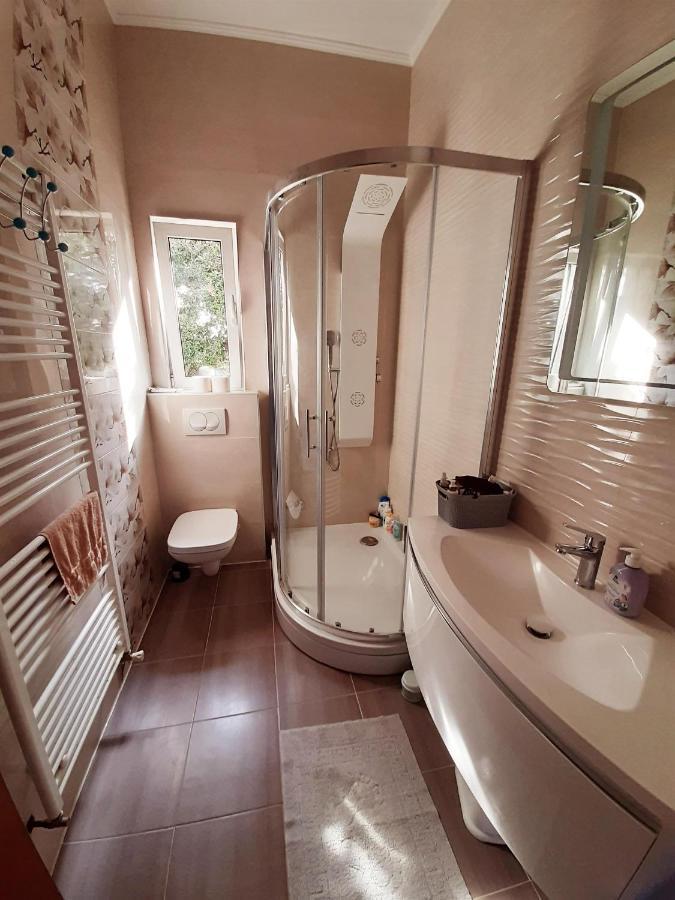 Apartments By The Sea In Lopar Εξωτερικό φωτογραφία