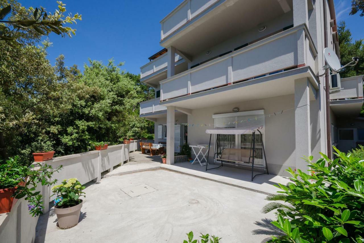 Apartments By The Sea In Lopar Εξωτερικό φωτογραφία